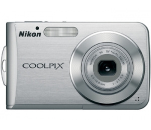 Цифровая фотокамера Nikon Coolpix S210 Silver
