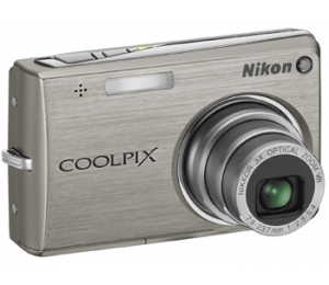 Цифровая фотокамера Nikon Coolpix S700 Silver